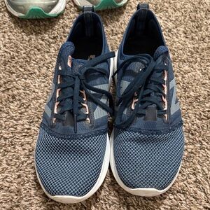 New Balance Navy and pink Sneakers